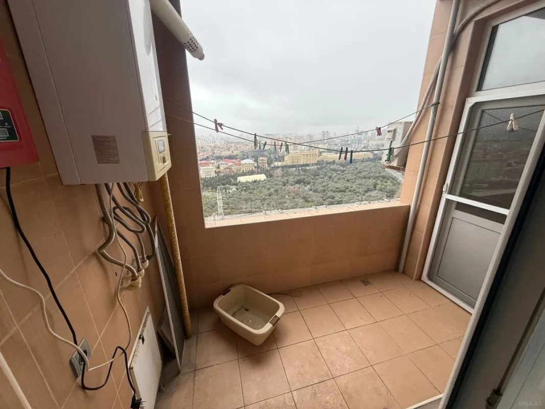Kirayə verilir 2 otaqlı mənzil 75 m²