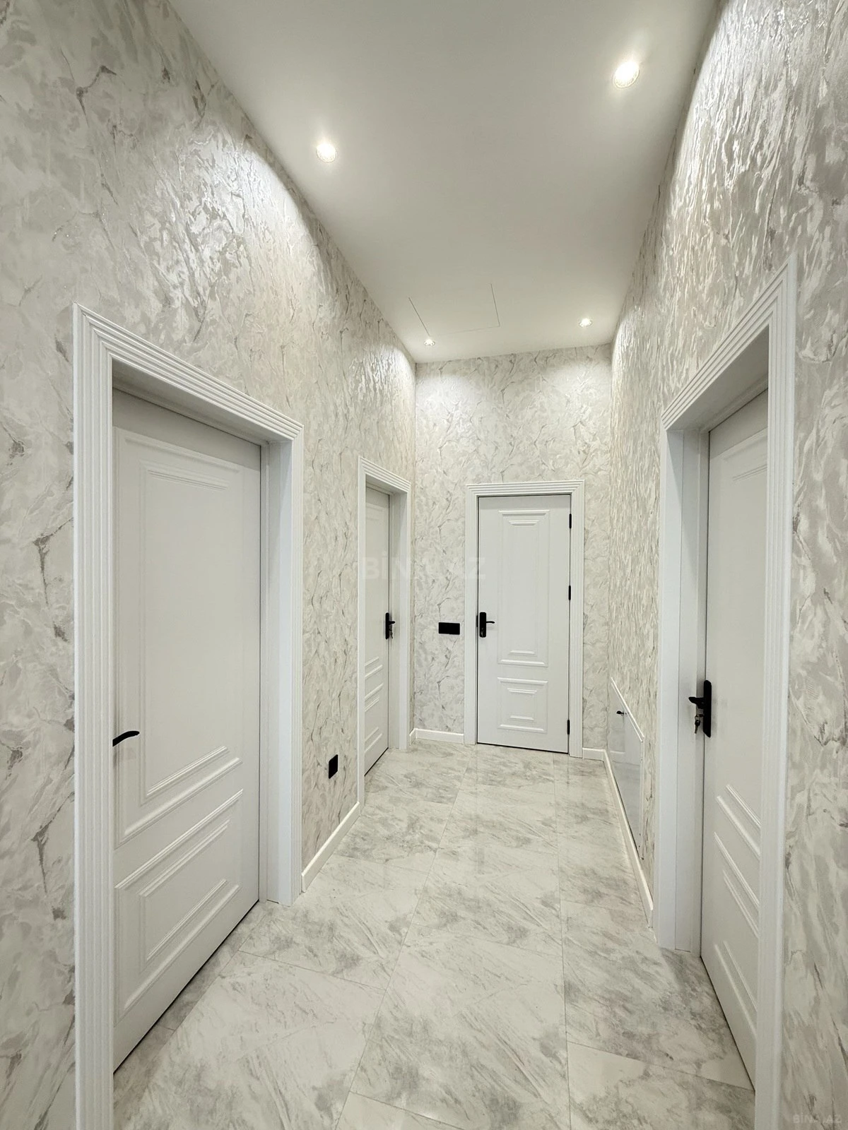 Satılır 4 otaqlı həyət evi 140 m²