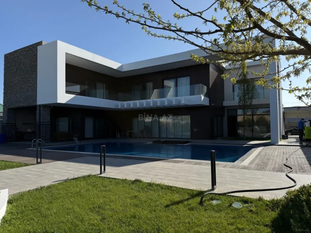 Kirayə verilir 5 otaqlı həyət evi 370 m²