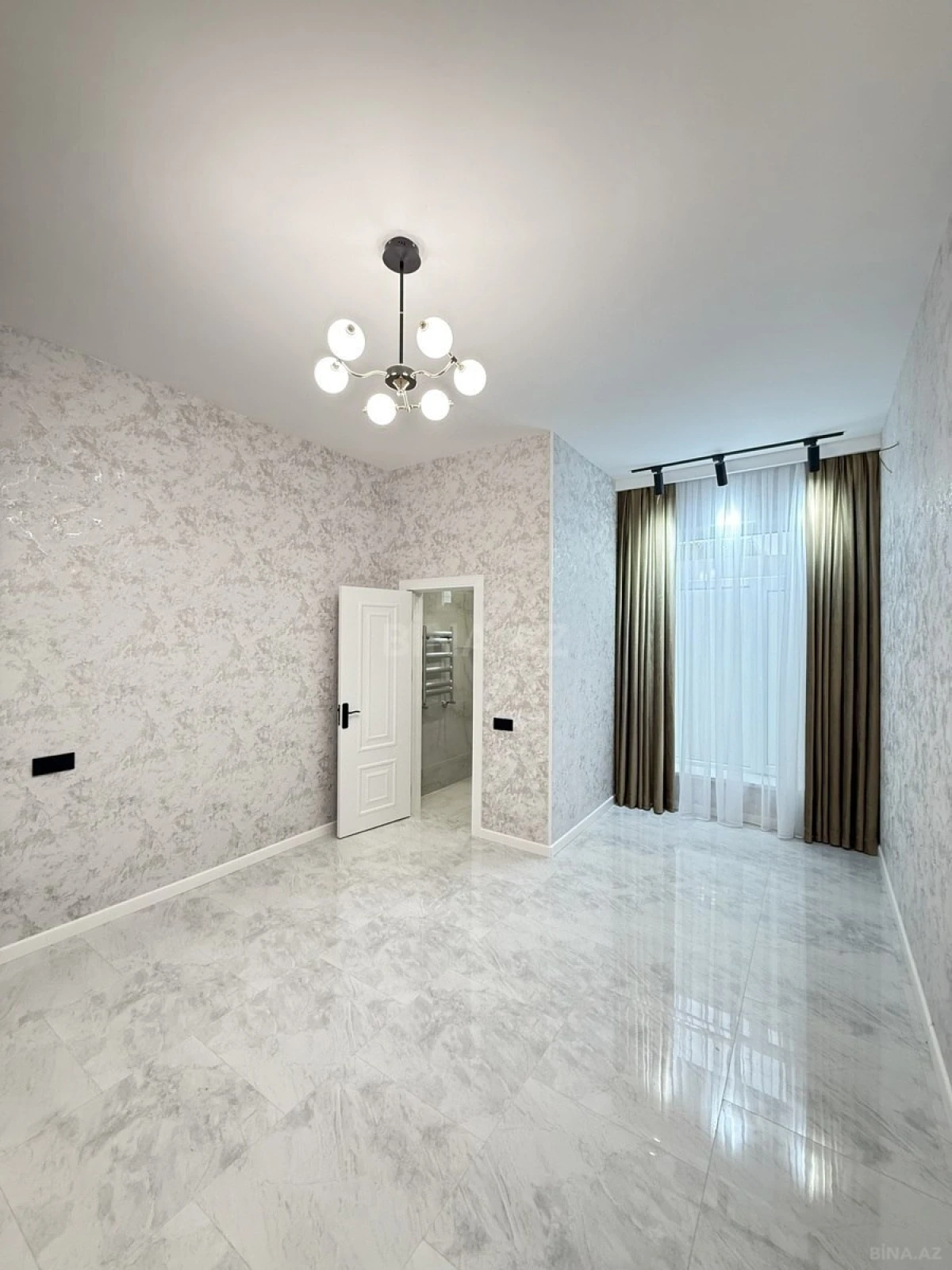 Satılır 4 otaqlı həyət evi 140 m²