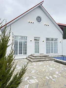 Satılır 4 otaqlı həyət evi 140 m²