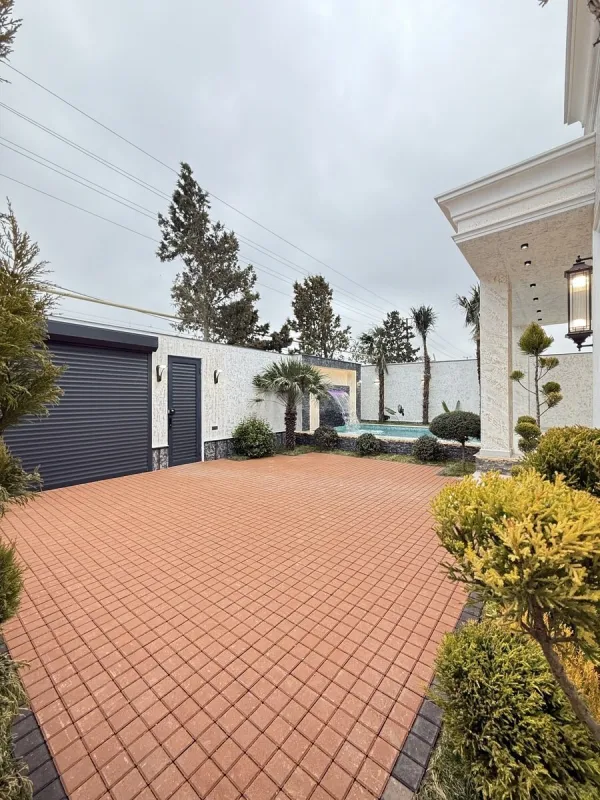 Satılır 4 otaqlı həyət evi 150 m²