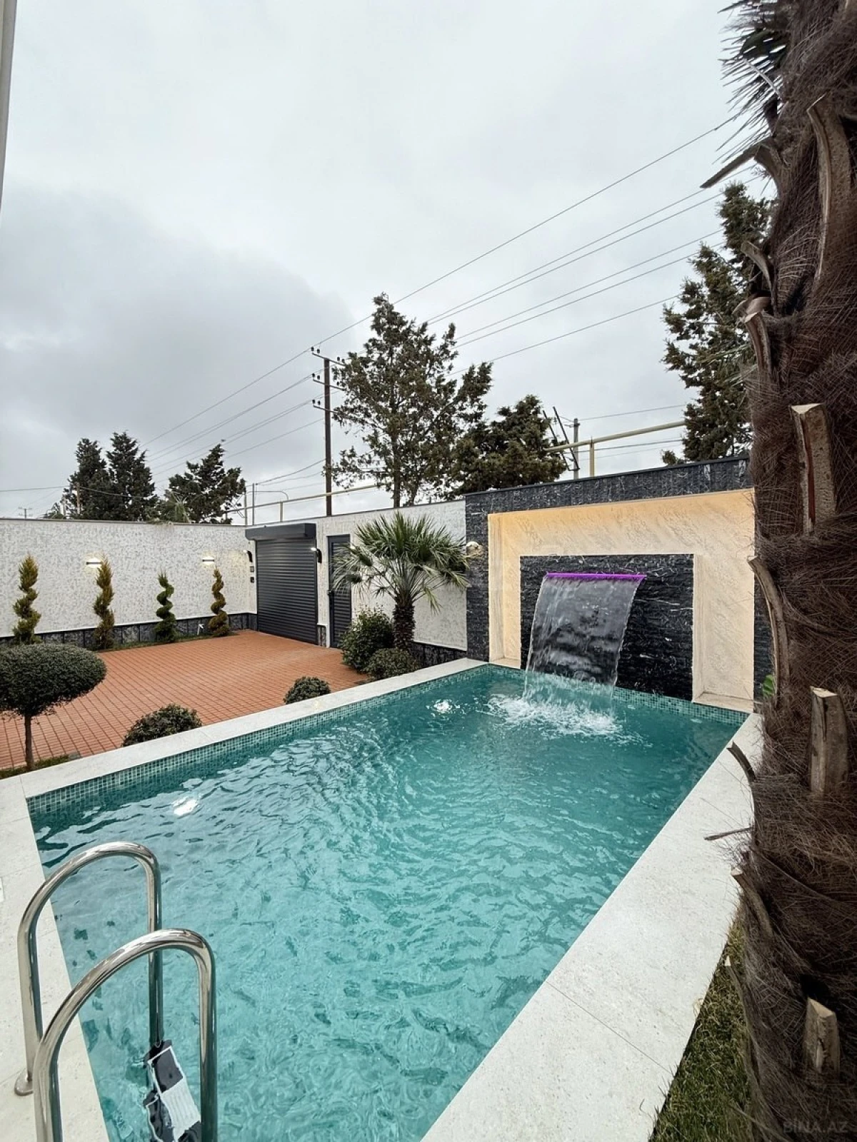 Satılır 4 otaqlı həyət evi 150 m²