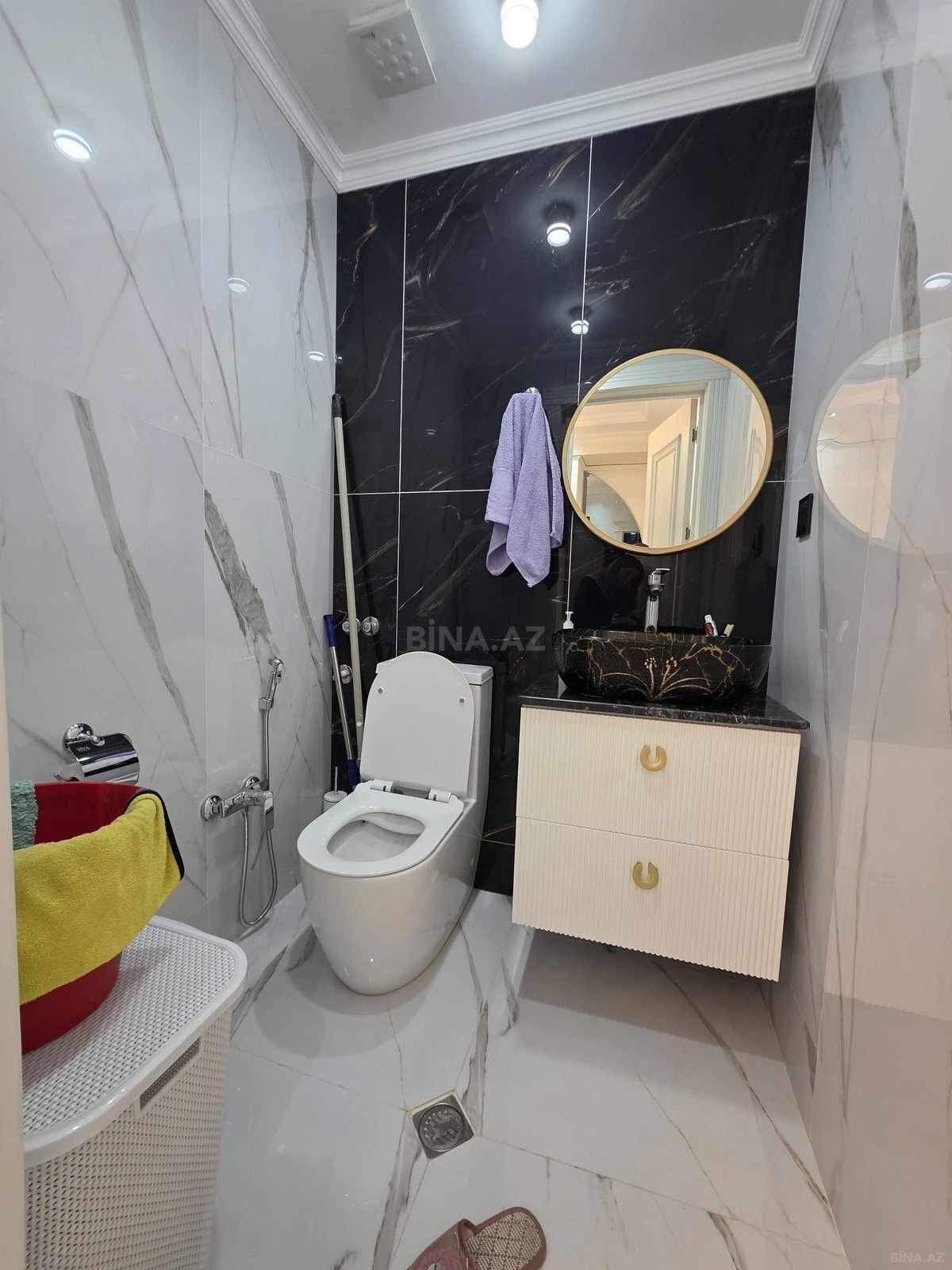 Satılır 3 otaqlı mənzil 120 m²