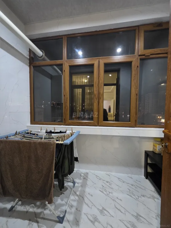 Satılır 3 otaqlı mənzil 120 m²