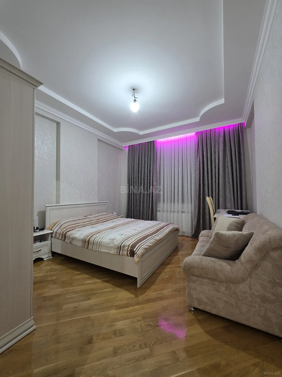 Satılır 3 otaqlı mənzil 120 m²