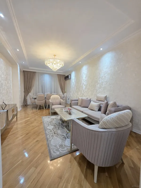 Satılır 3 otaqlı mənzil 120 m²