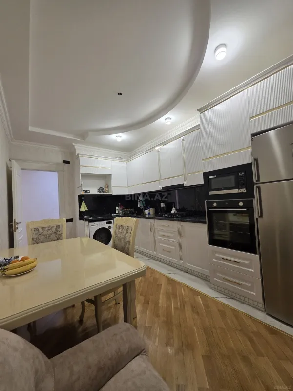 Satılır 3 otaqlı mənzil 120 m²