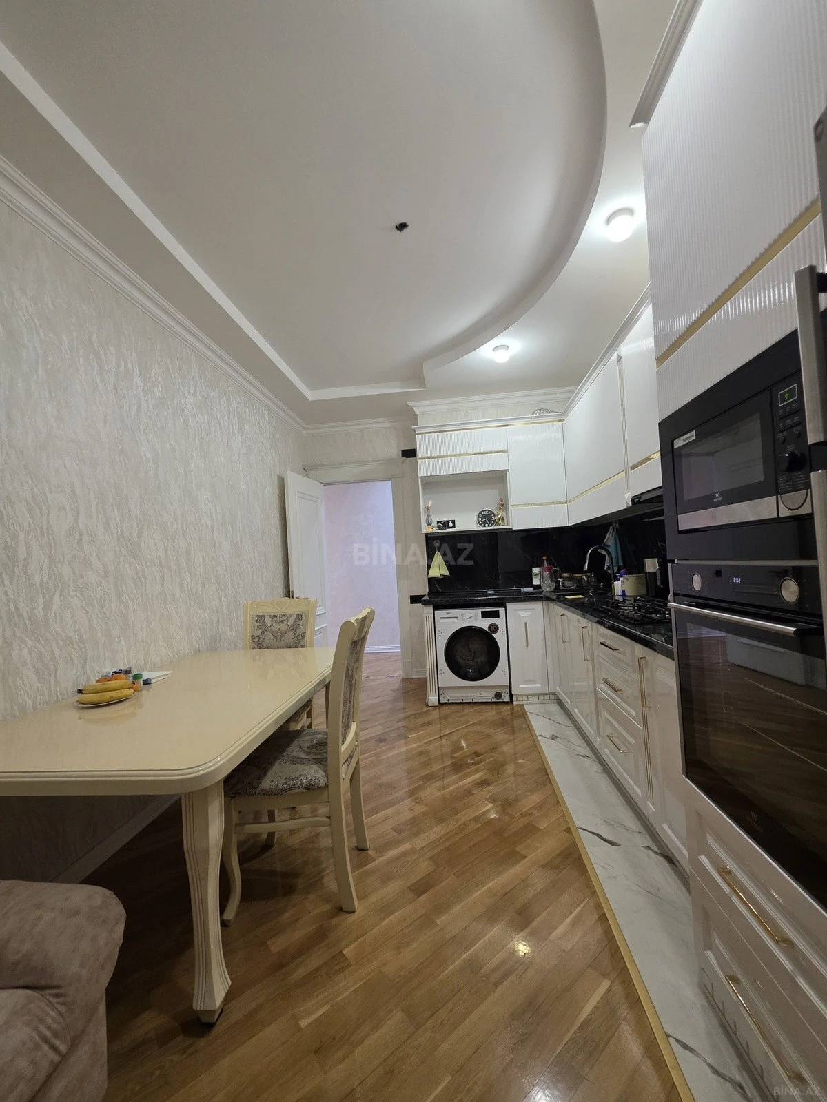 Satılır 3 otaqlı mənzil 120 m²