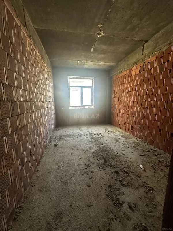 Satılır 2 otaqlı mənzil 78 m²