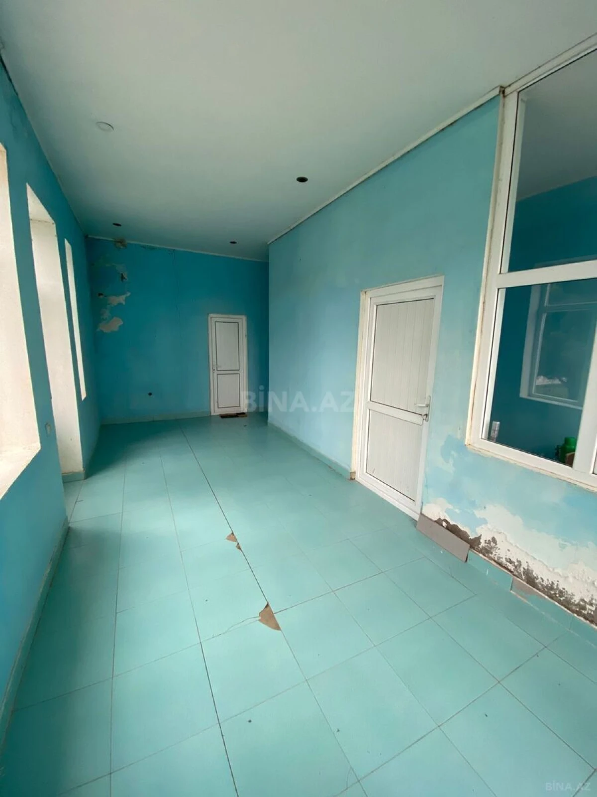 Satılır obyekt 9000 m²