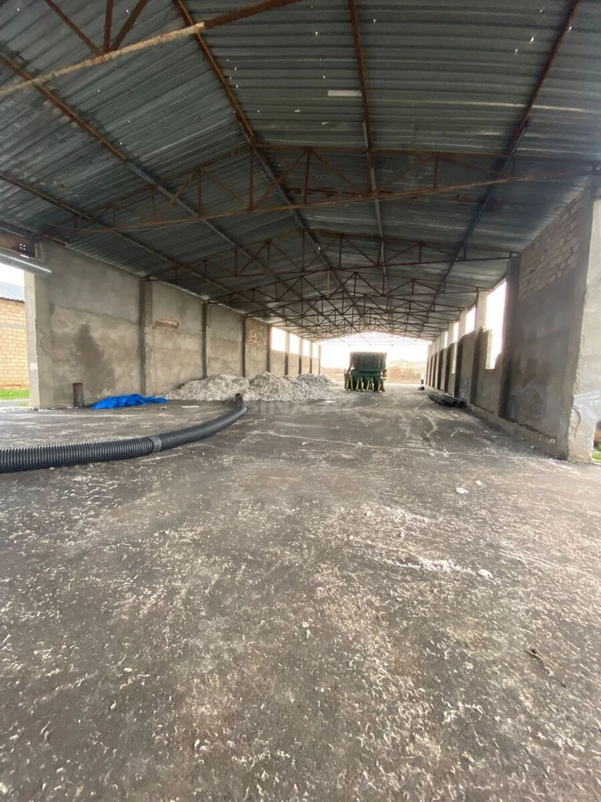 Satılır obyekt 9000 m²