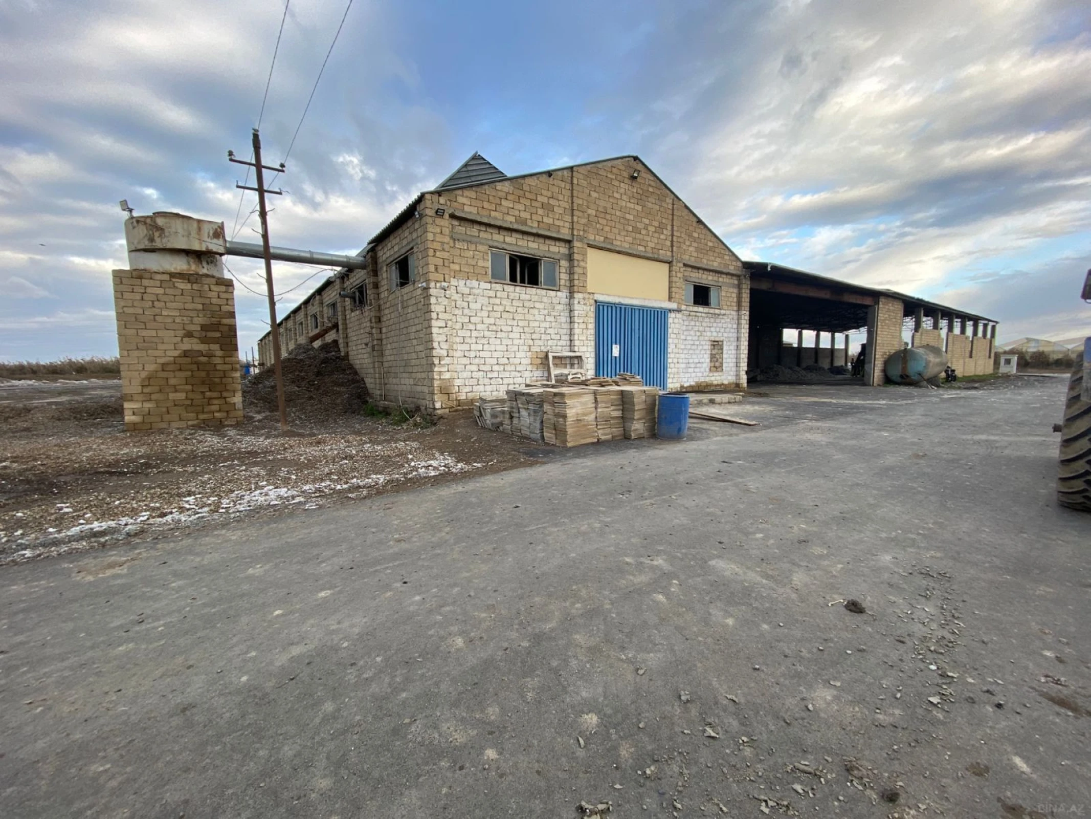 Satılır obyekt 9000 m²