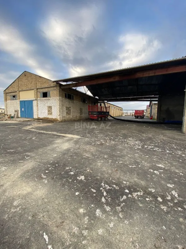 Satılır obyekt 9000 m²