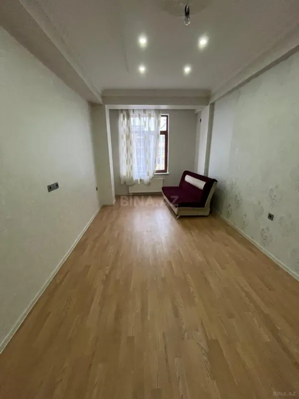 Satılır 3 otaqlı mənzil 68 m²