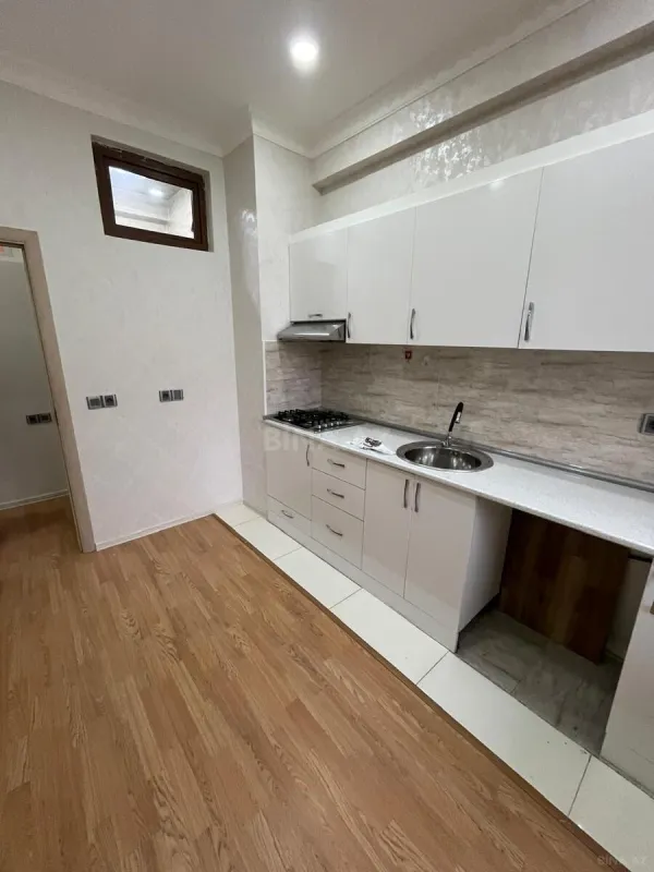 Satılır 3 otaqlı mənzil 68 m²