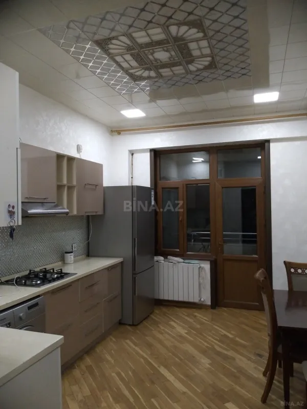 Kirayə verilir 3 otaqlı mənzil 100 m²