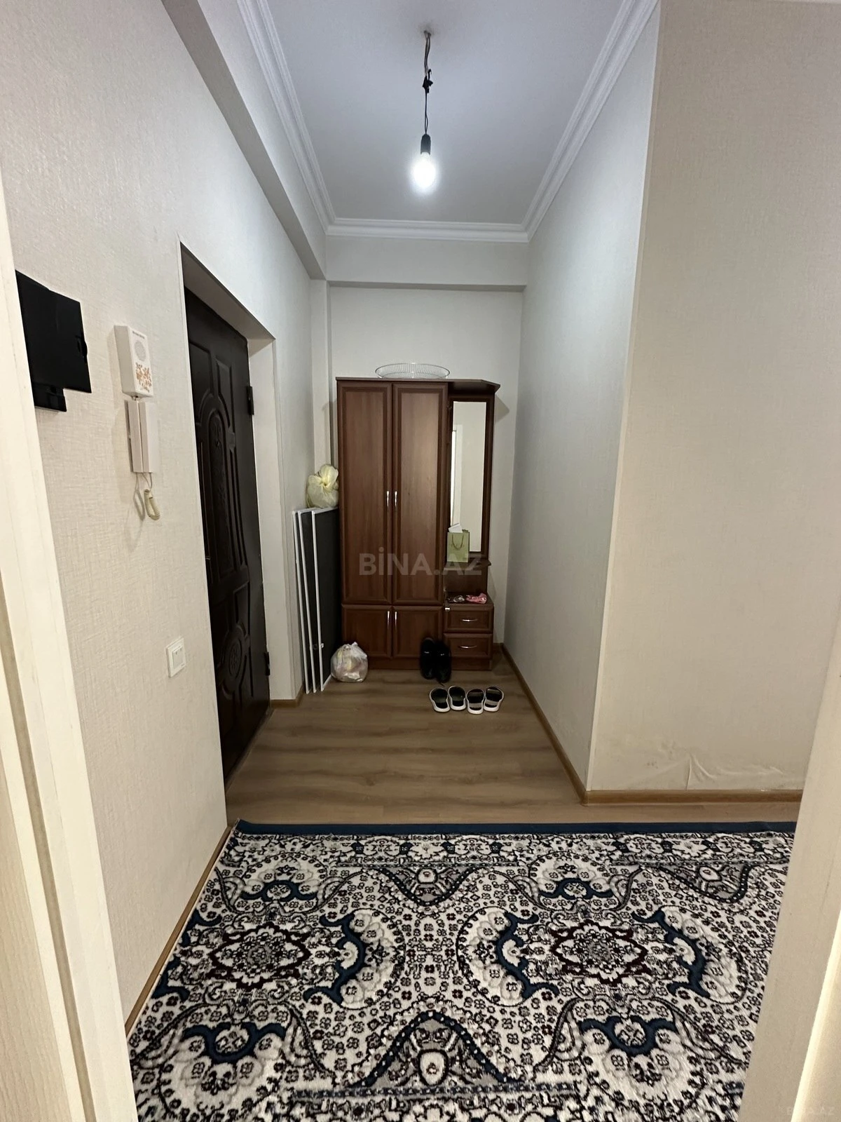 Kirayə verilir 2 otaqlı mənzil 60 m²