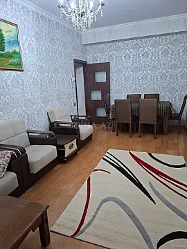 Kirayə verilir 2 otaqlı mənzil 70 m²