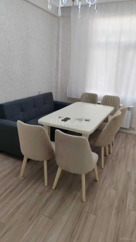 Kirayə verilir 2 otaqlı mənzil 60 m²