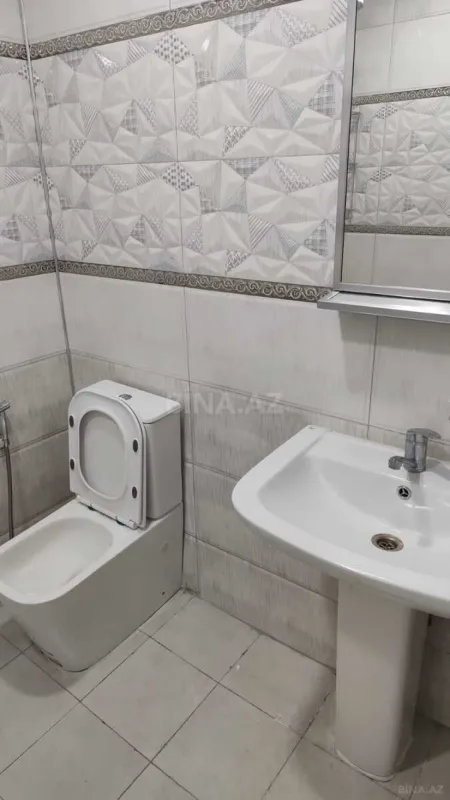 Kirayə verilir 2 otaqlı mənzil 60 m²
