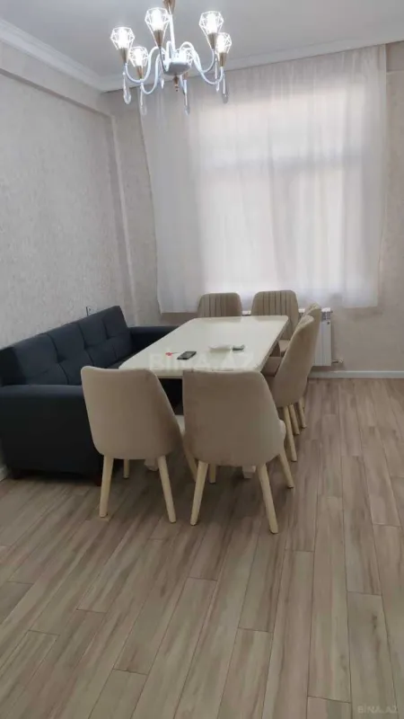 Kirayə verilir 2 otaqlı mənzil 60 m²
