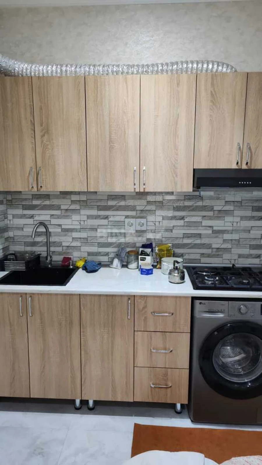 Kirayə verilir 2 otaqlı mənzil 60 m²