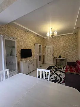 Kirayə verilir 2 otaqlı mənzil 63 m²