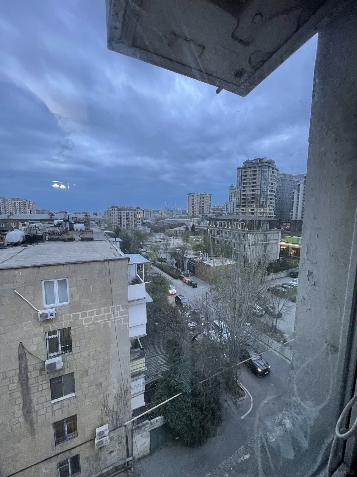 Satılır 1 otaqlı mənzil 45 m²