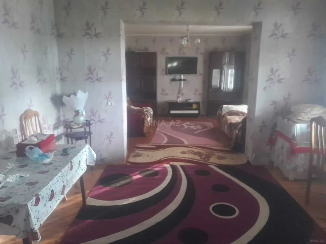 Satılır 5 otaqlı həyət evi 167 m²