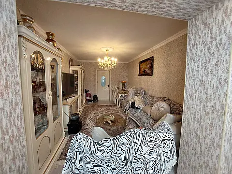 Kirayə verilir 3 otaqlı mənzil 80 m²