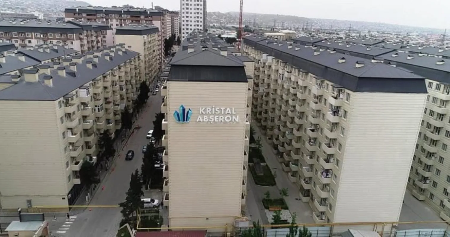 Satılır 2 otaqlı mənzil 60 m²