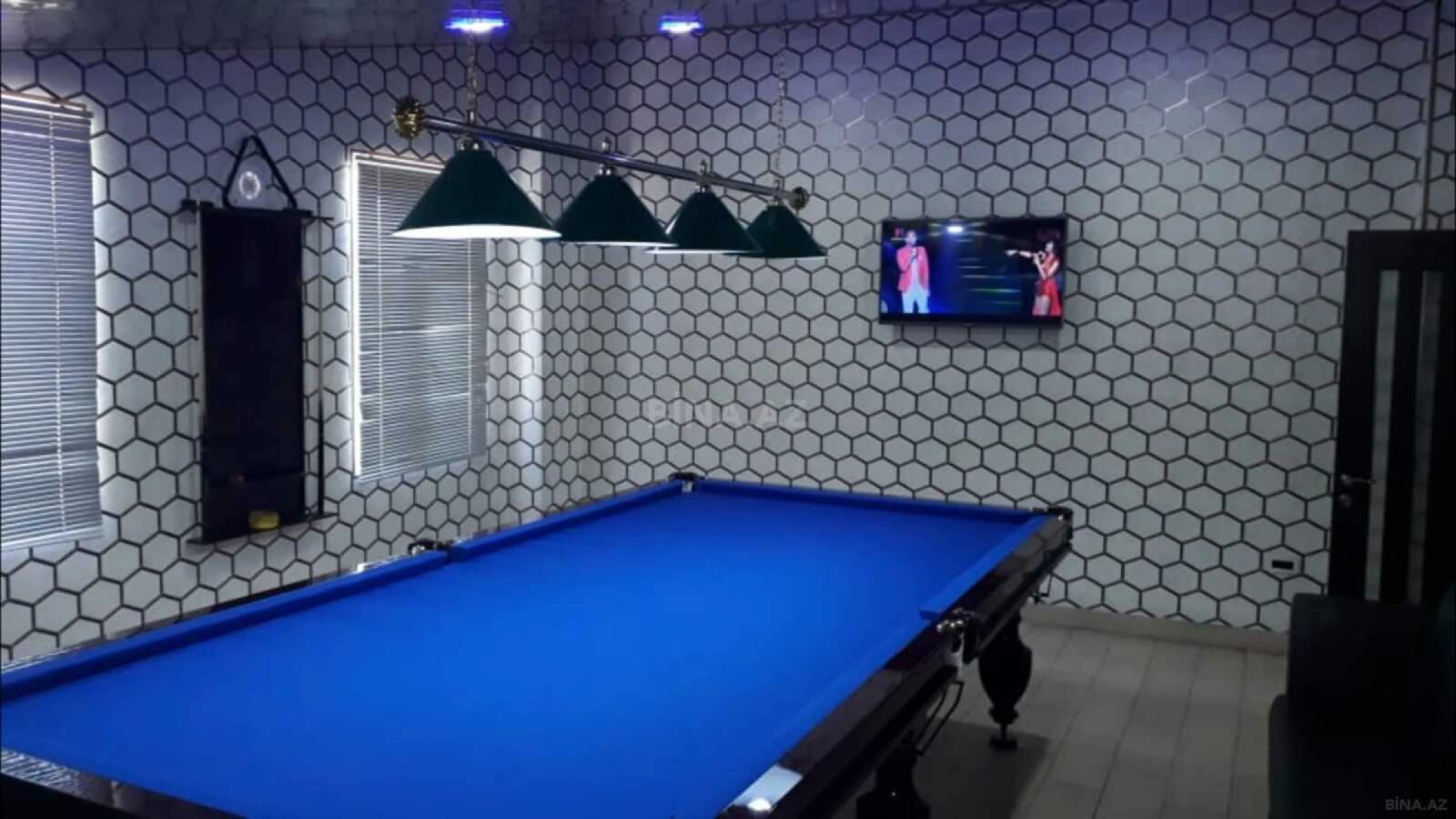 Satılır obyekt 360 m²