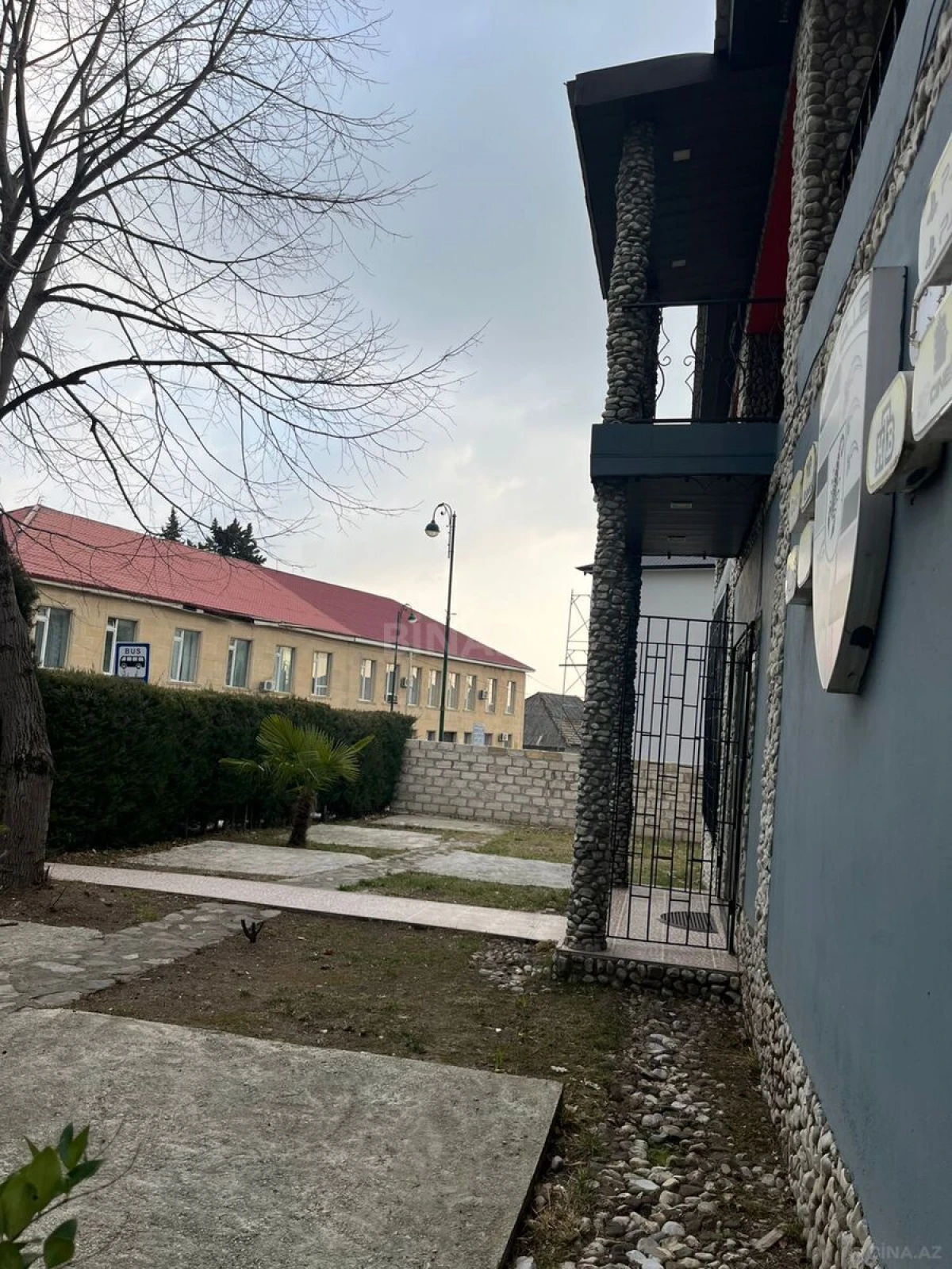 Satılır obyekt 360 m²