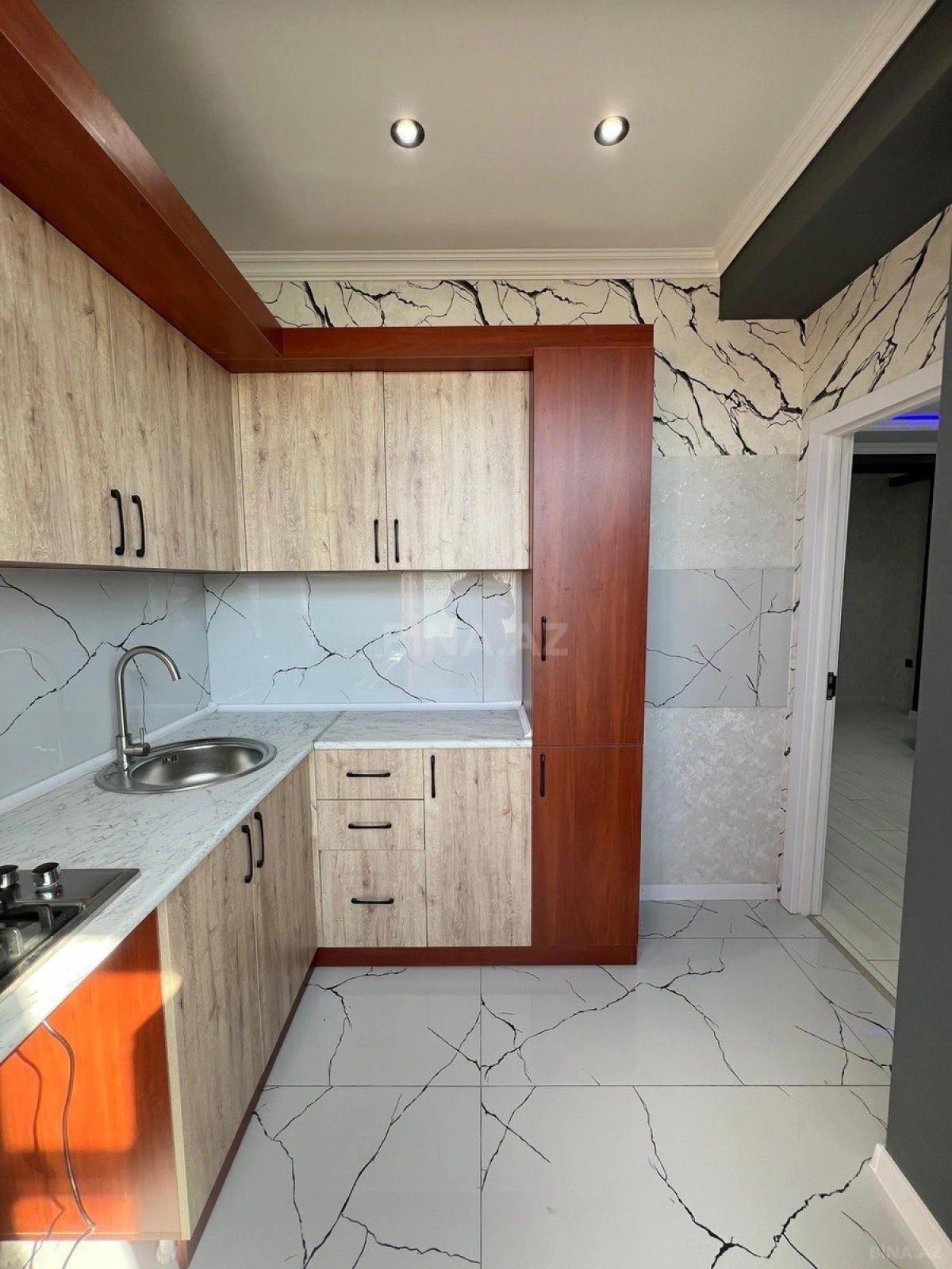 Satılır 2 otaqlı mənzil 58 m²