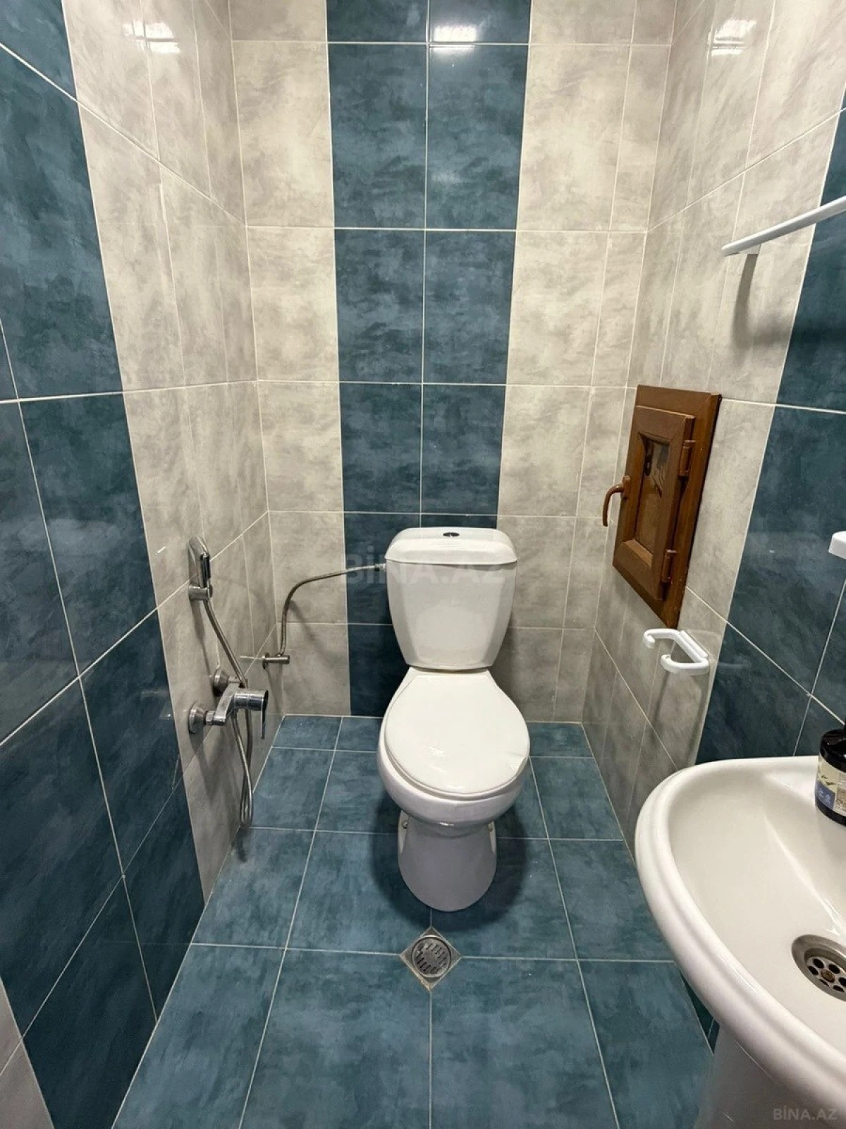Satılır 3 otaqlı mənzil 105 m²