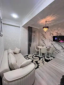 Satılır 2 otaqlı mənzil 48 m²