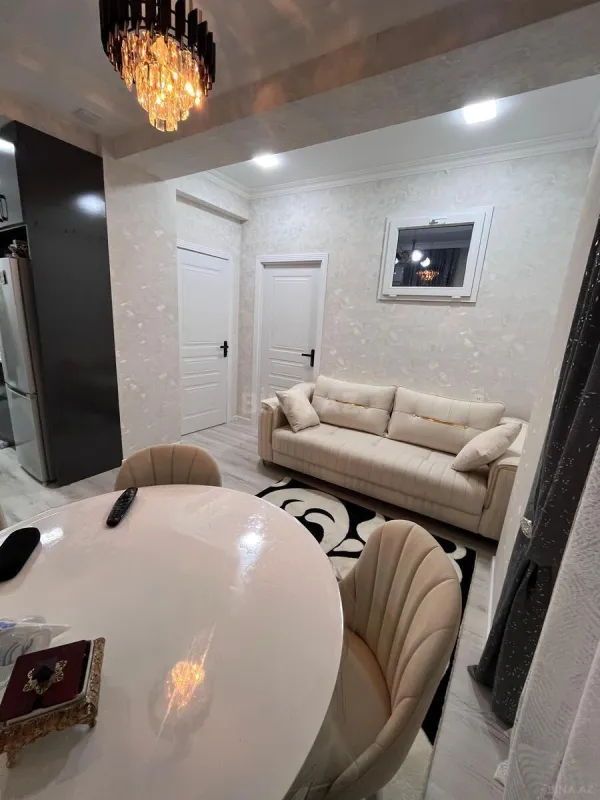Satılır 2 otaqlı mənzil 48 m²
