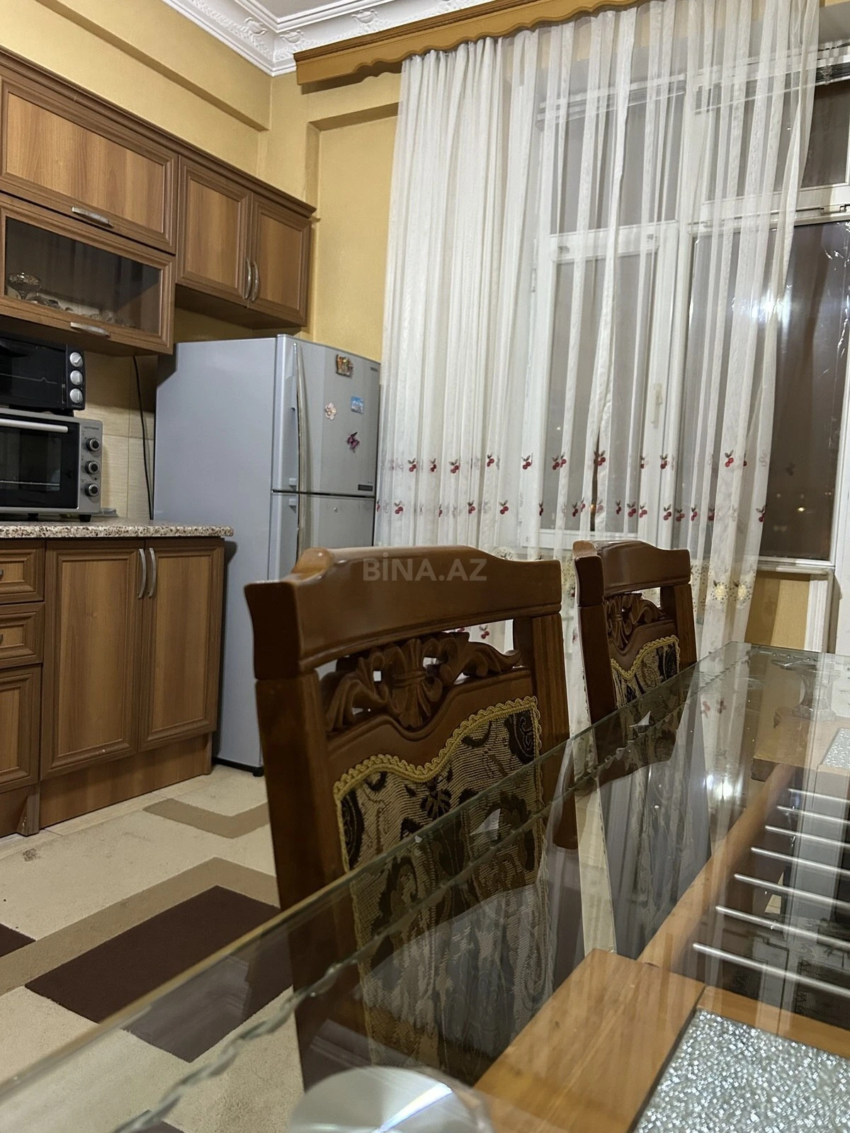 Kirayə verilir 2 otaqlı mənzil 65 m²
