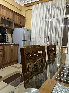 Kirayə verilir 2 otaqlı mənzil 65 m²