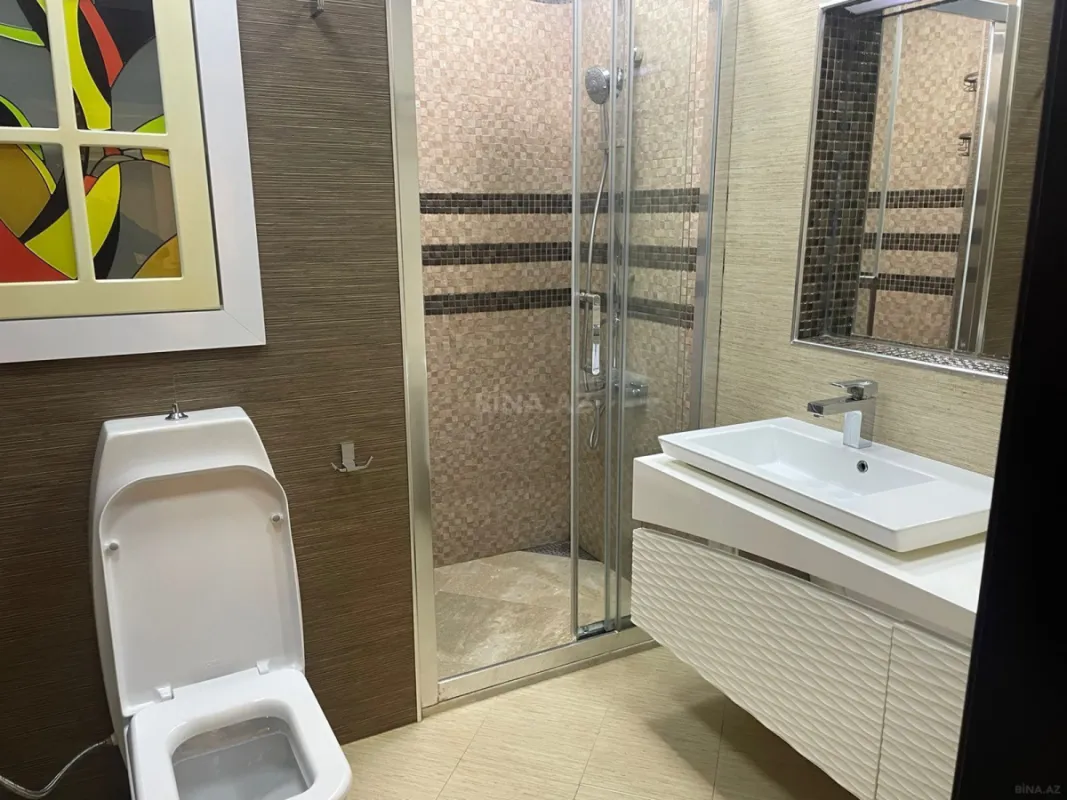 Kirayə verilir 2 otaqlı mənzil 90 m²