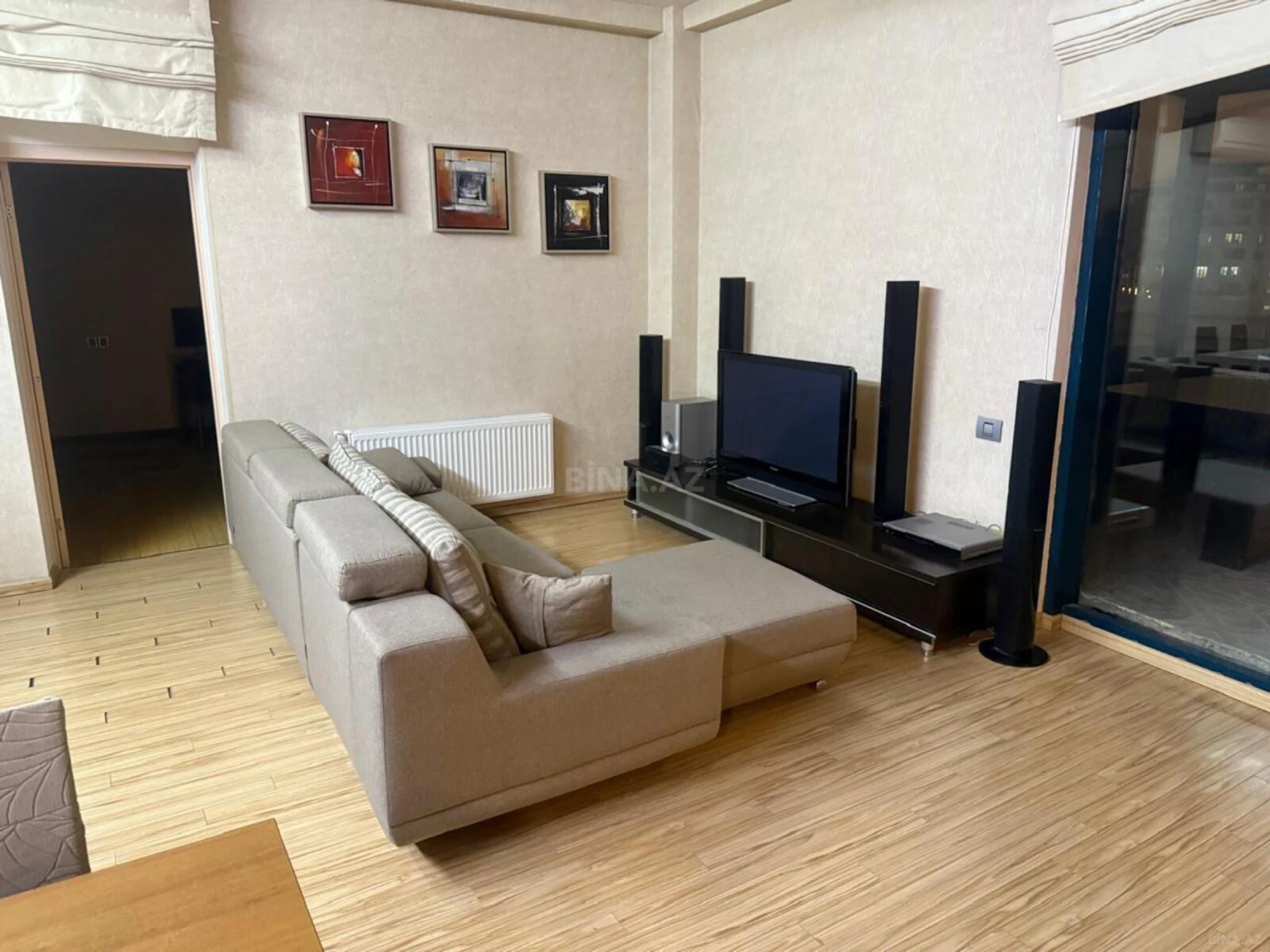 Satılır 3 otaqlı mənzil 168 m²