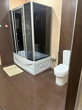 Satılır 3 otaqlı mənzil 168 m²