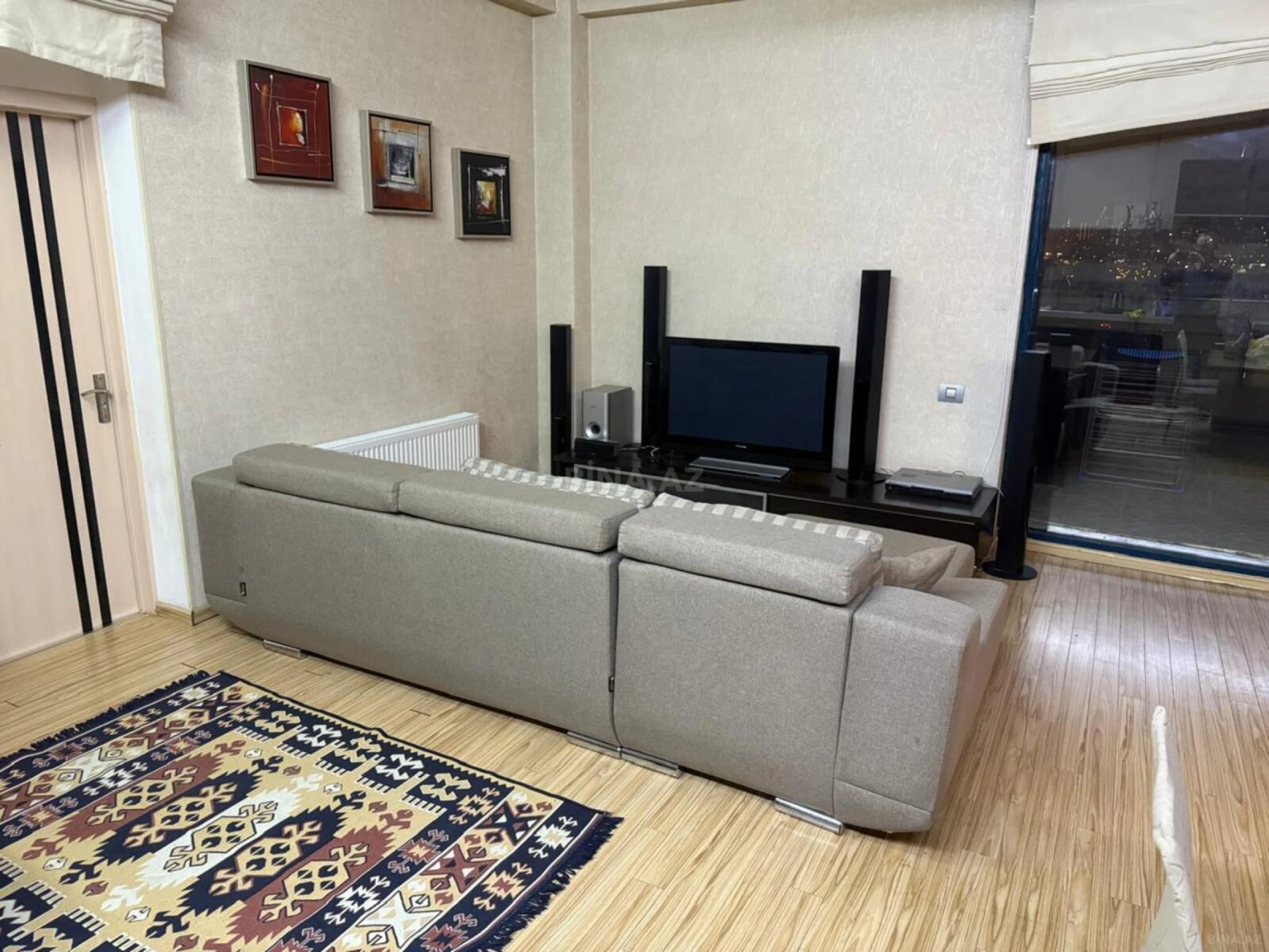 Satılır 3 otaqlı mənzil 168 m²