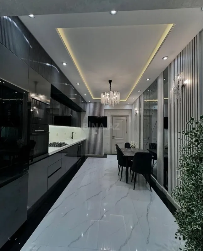 Satılır 2 otaqlı mənzil 96 m²