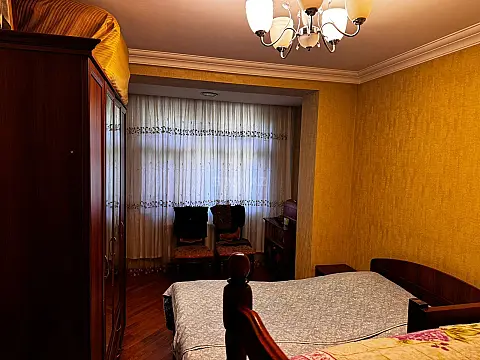 Satılır 3 otaqlı mənzil 100 m²