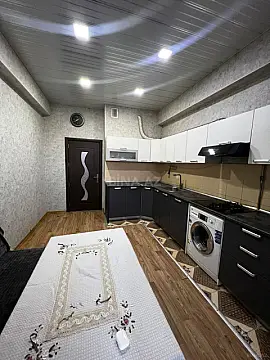 Satılır 3 otaqlı mənzil 98 m²