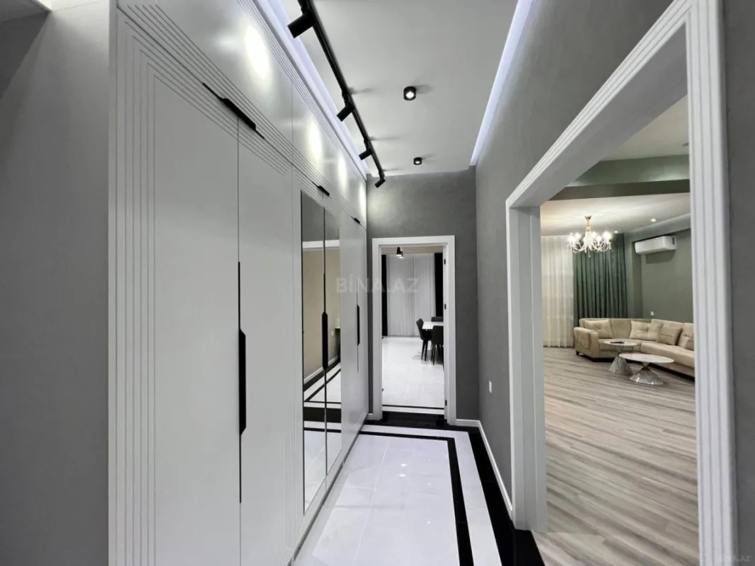Kirayə verilir 3 otaqlı mənzil 140 m²