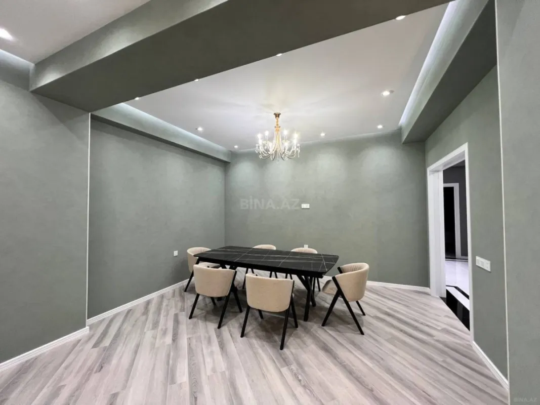 Kirayə verilir 3 otaqlı mənzil 140 m²