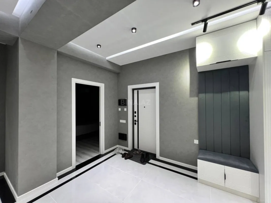 Kirayə verilir 3 otaqlı mənzil 140 m²